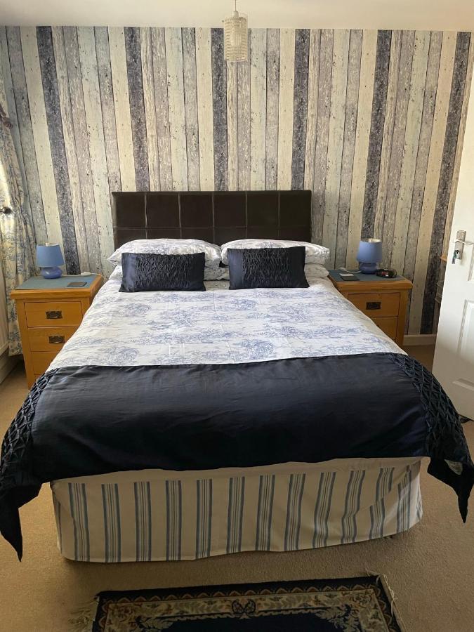Brewery Farm House Bed & Breakfast Swindon Bagian luar foto