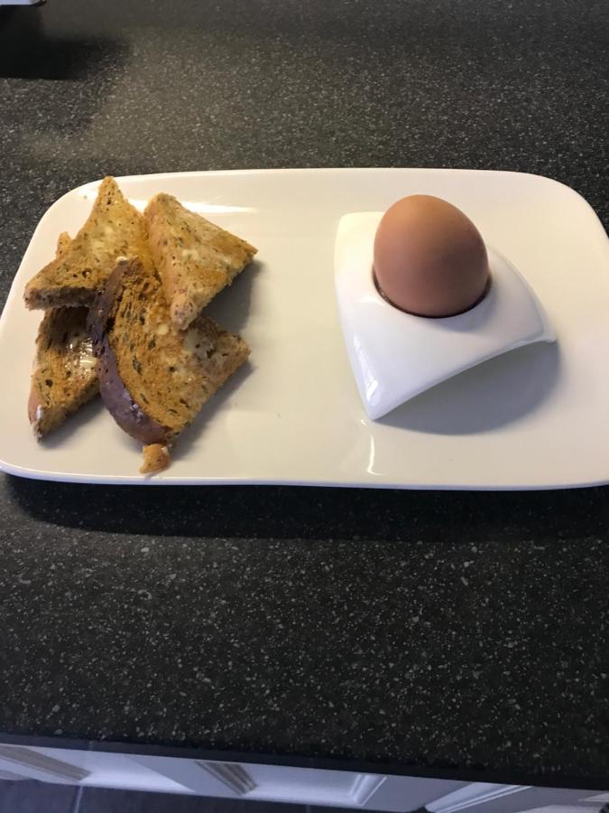 Brewery Farm House Bed & Breakfast Swindon Bagian luar foto