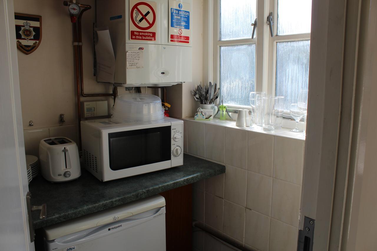 Brewery Farm House Bed & Breakfast Swindon Bagian luar foto